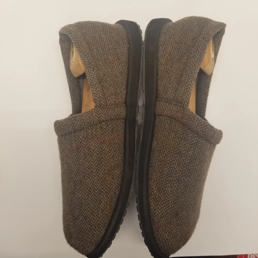 Woolrich Mens Size 12 Moccasin Slipper Tan Wool Tweed Sherpa Lining Comfort